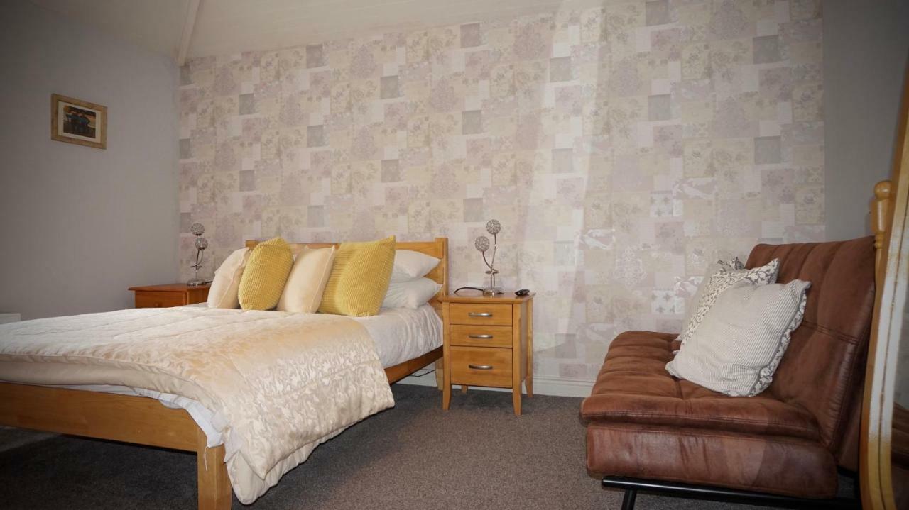 Bed and Breakfast Cartron House Ballinakill  Екстер'єр фото
