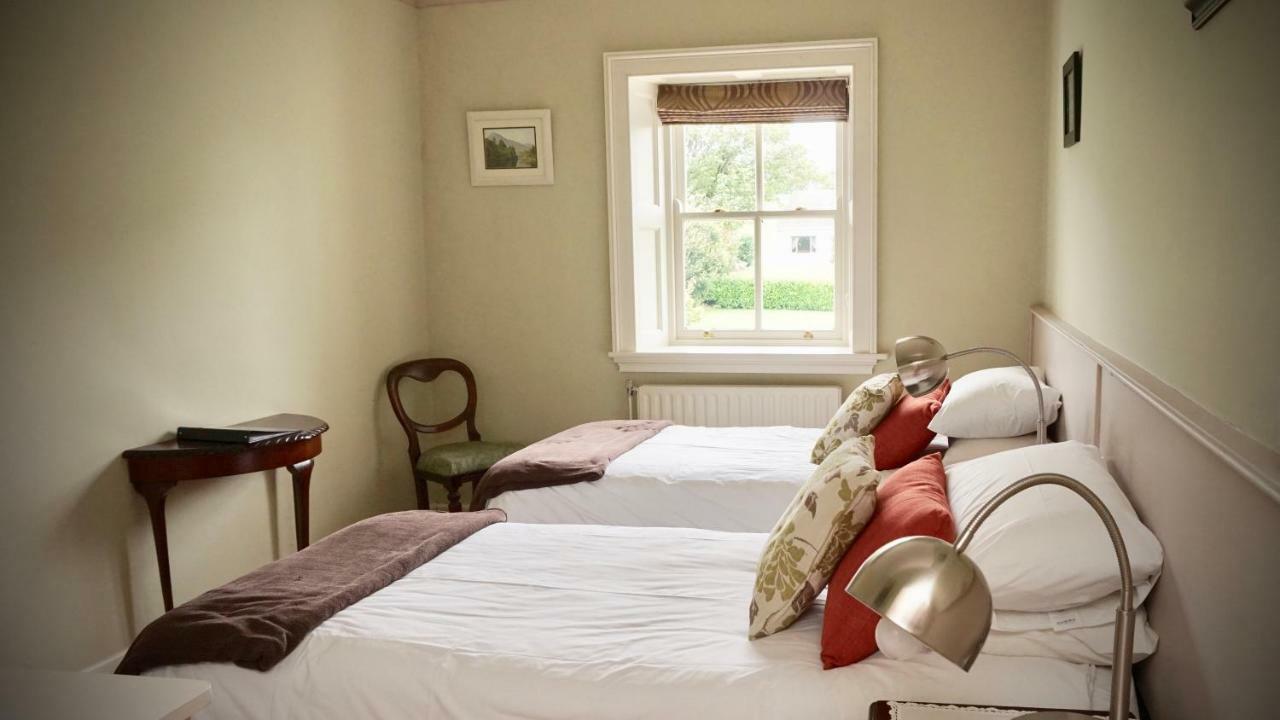 Bed and Breakfast Cartron House Ballinakill  Екстер'єр фото
